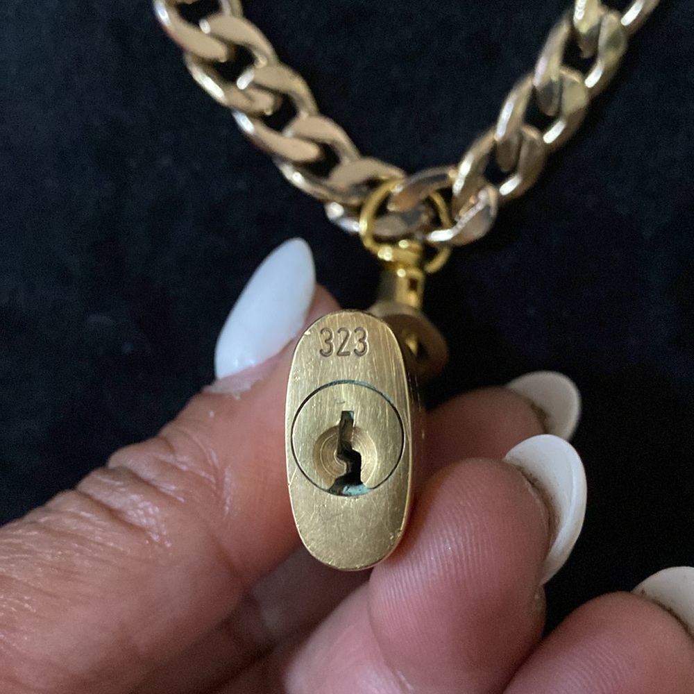 Lv Lock And Key. 323 Authentic - image 3